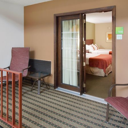 Doubletree By Hilton Austin, Mn Ξενοδοχείο Εξωτερικό φωτογραφία