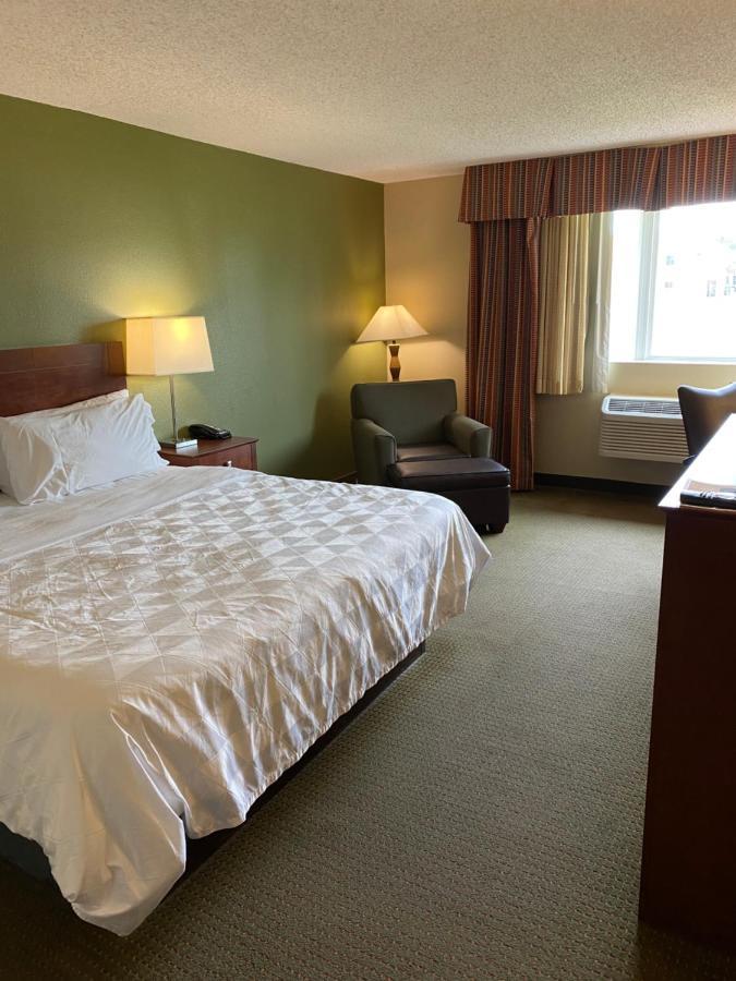 Doubletree By Hilton Austin, Mn Ξενοδοχείο Εξωτερικό φωτογραφία