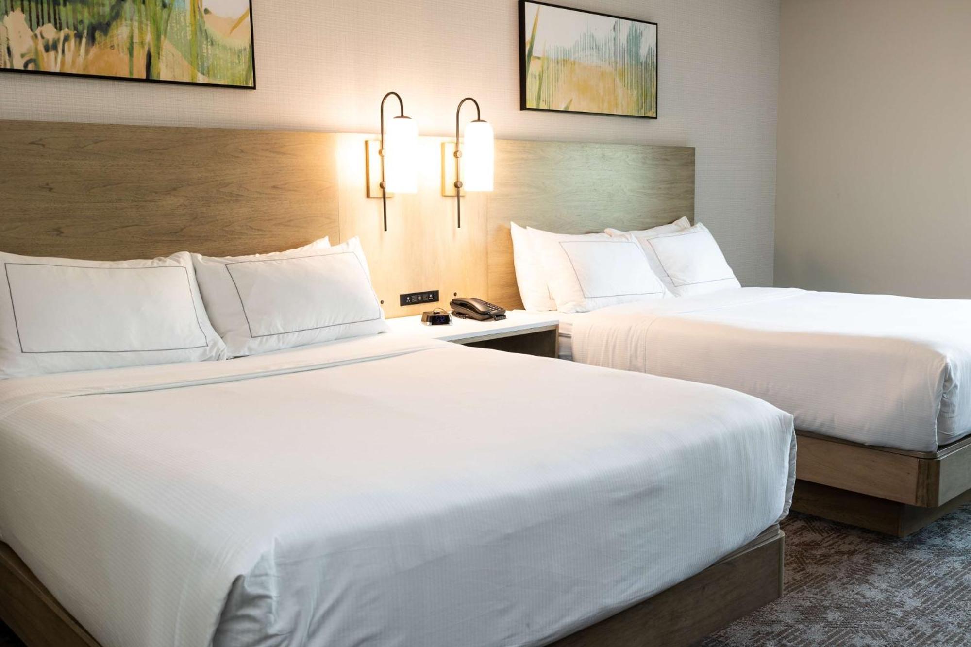 Doubletree By Hilton Austin, Mn Ξενοδοχείο Εξωτερικό φωτογραφία