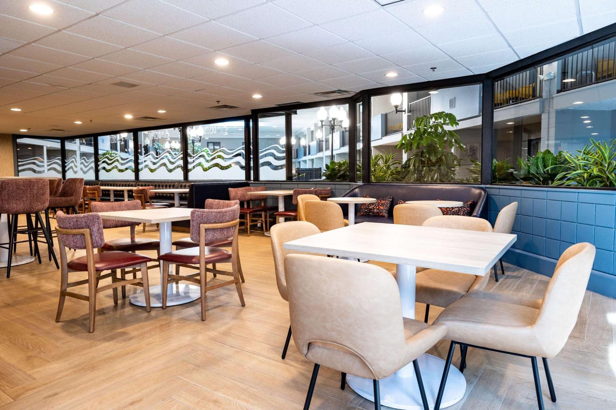 Doubletree By Hilton Austin, Mn Ξενοδοχείο Εξωτερικό φωτογραφία